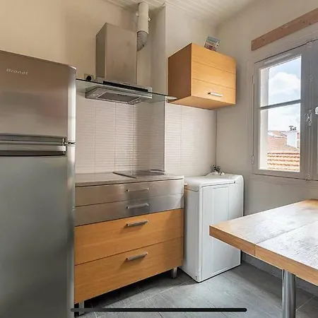 Апартаменти Exceptionnel 3 Pieces Art Deco En Dernier Etage Avec Garage Prive Centre Біарріц