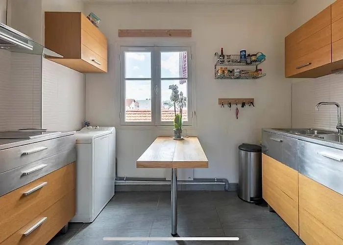 Apartamento Exceptionnel 3 Pieces Art Deco En Dernier Etage Avec Garage Prive Centre Biarritz