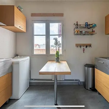 شقة Exceptionnel 3 Pieces Art Deco En Dernier Etage Avec Garage Prive Centre بياريتز