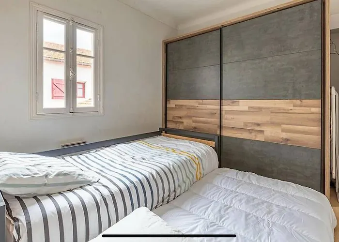 公寓 Exceptionnel 3 Pieces Art Deco En Dernier Etage Avec Garage Prive Centre